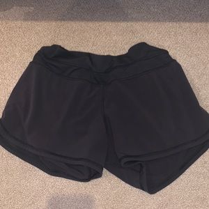 Lululemon old athletic shorts 4” size 6 black